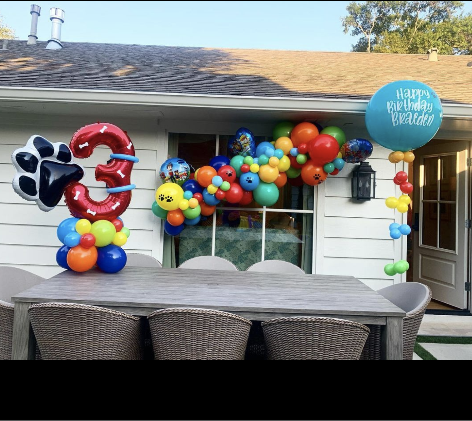 Jumbo Tassel Balloon